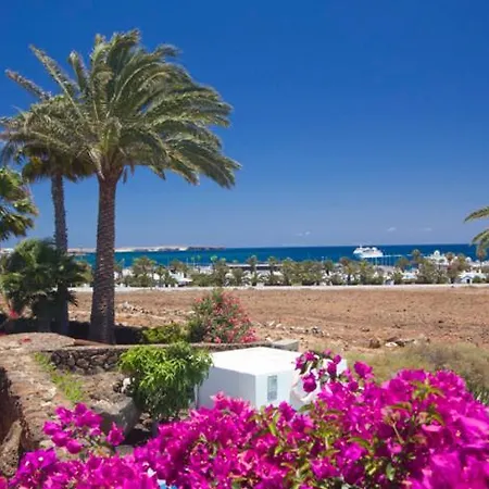 Garita - 4 Bedroom - Perfect For Larger Groups - Sleeps 12 - Great Pool Area Villa *